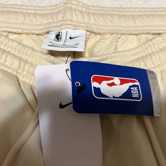 RARE Nike Dri-Fit Milwaukee Bucks Cream City Edition Joggers pants basketball - Picture 6 of 8